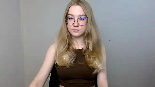 cindi hot online show from April 11, 2026, 3:16 pm