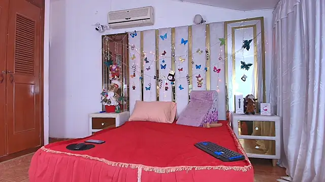 AnyelaGitanaMature online show from December 14, 2025, 3:35 am