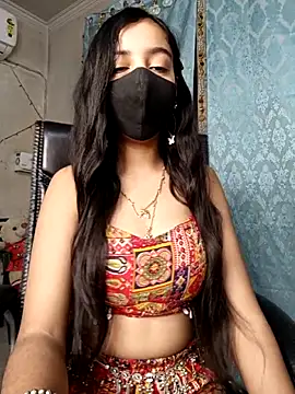 Snapshot of Parinaaz18 chatting on November 25, 2025, 1:39 am Parinaaz18 online show from November 25, 2025, 1:39 am