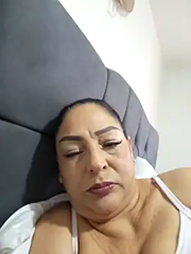 Gina Myers online show from April 19, 2026, 9:28 pm