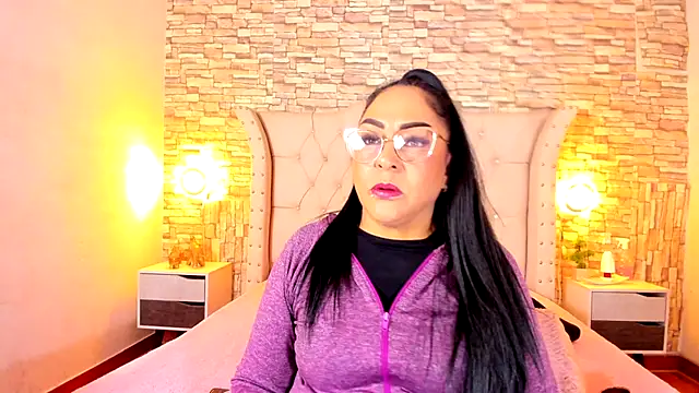 Gina Myers online show from September 26, 2025, 12:34 pm