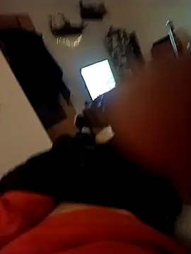 Snapshot of KidoXVII chatting on October 16, 2025, 3:48 am KidoXVII online show from October 16, 2025, 3:48 am