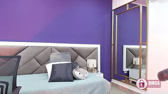 Snapshot of alina_martinelli chatting on March 13, 2025, 7:17 pm alina martinelli online show from March 13, 2025, 7:17 pm