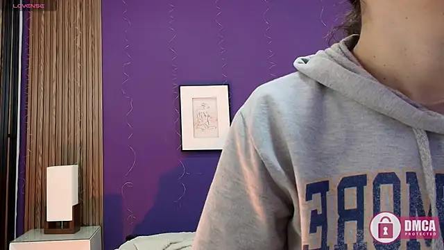 Snapshot of alina_martinelli chatting on March 15, 2025, 1:29 pm alina martinelli online show from March 15, 2025, 1:29 pm