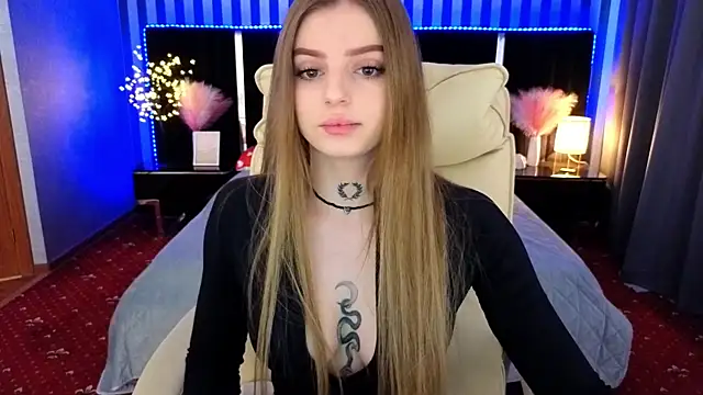 Lexi Si online show from April 20, 2026, 1:13 pm