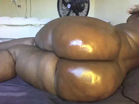 Gorgeous ass20 online show from February 10, 2026, 1:32 pm