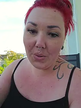 -BonnieBlack- online show from July 14, 2026, 4:39 am