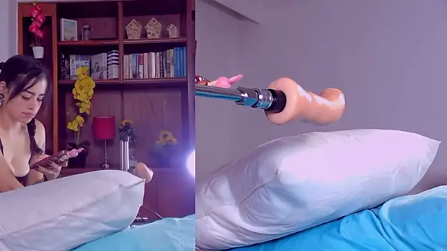 Snapshot of Emma__Erotic chatting on March 8, 2025, 11:28 pm Emma Erotic online show from March 8, 2025, 11:28 pm