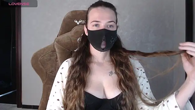 BlackM00n8 online show from October 2, 2025, 9:23 am