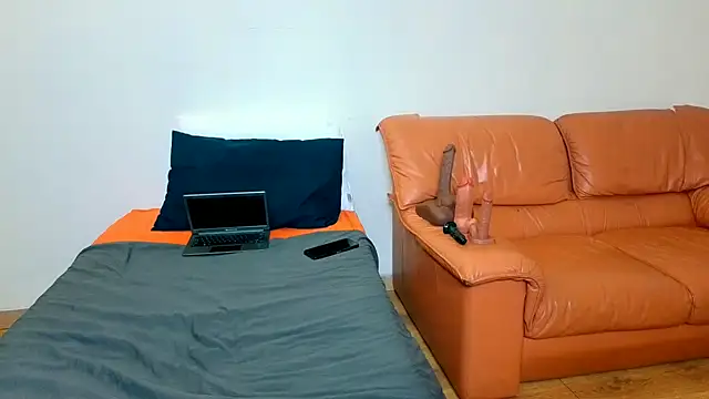 GiantBootyMilf online show from January 8, 2026, 5:24 am