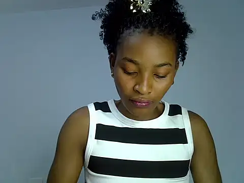 Snapshot of cute-alexis chatting on September 13, 2025, 11:21 am cute-alexis online show from September 13, 2025, 11:21 am