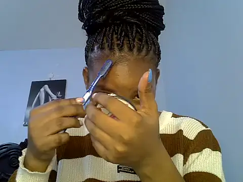 cute-alexis online show from April 10, 2026, 7:59 am