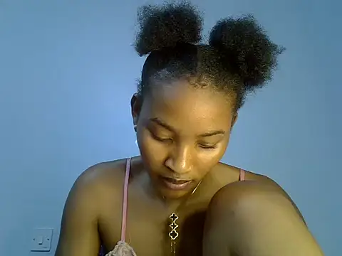 Snapshot of cute-alexis chatting on November 14, 2025, 10:24 pm cute-alexis online show from November 14, 2025, 10:24 pm