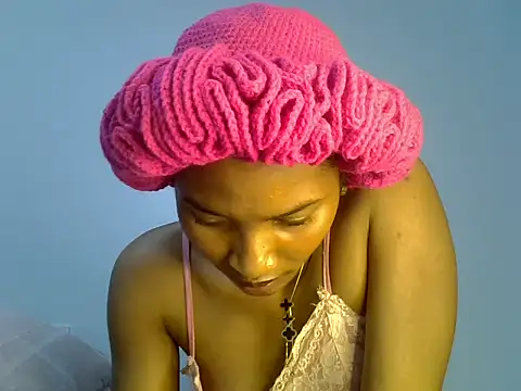 Snapshot of cute-alexis chatting on November 18, 2025, 10:02 pm cute-alexis online show from November 18, 2025, 10:02 pm