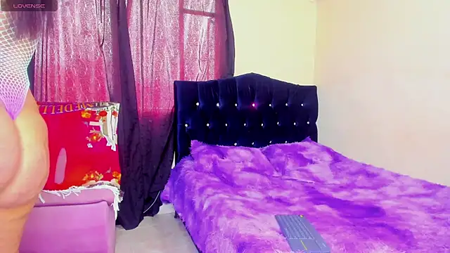 Snapshot of scarlet_tommy chatting on November 29, 2025, 3:56 pm scarlet tommy online show from November 29, 2025, 3:56 pm