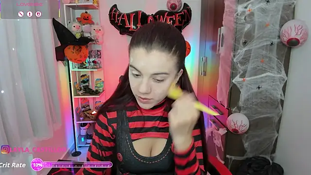 Layla castilloo online show from October 21, 2025, 2:38 pm
