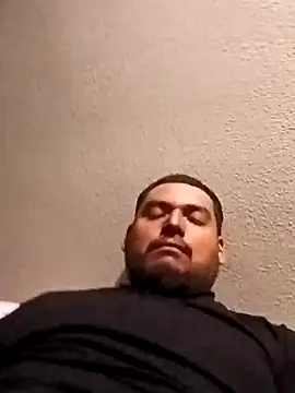 Snapshot of AcousticFuzz8 chatting on October 17, 2025, 11:12 am AcousticFuzz8 online show from October 17, 2025, 11:12 am