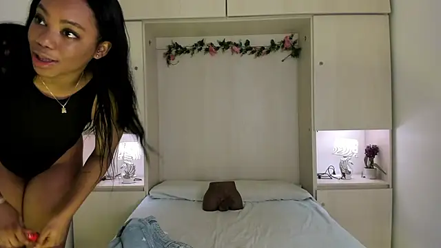 KendallRosse1 online show from April 19, 2026, 12:39 pm