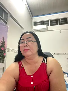 Snapshot of NDith chatting on October 29, 2025, 1:54 pm NDith online show from October 29, 2025, 1:54 pm