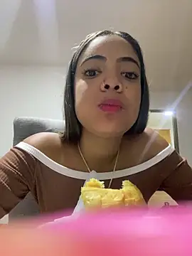 Snapshot of NAUGHTY_LITTLE_18 chatting on February 8, 2025, 12:06 am NAUGHTY LITTLE 18 online show from February 8, 2025, 12:06 am