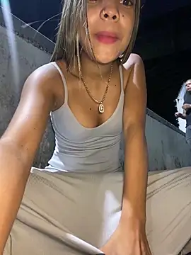 Snapshot of NAUGHTY_LITTLE_18 chatting on December 24, 2024, 12:33 am NAUGHTY LITTLE 18 online show from December 24, 2024, 12:33 am