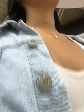 Snapshot of NAUGHTY_LITTLE_18 chatting on September 23, 2025, 9:22 pm NAUGHTY LITTLE 18 online show from September 23, 2025, 9:22 pm