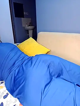 Snapshot of Cherriikenzie chatting on November 26, 2025, 8:20 pm Cherriikenzie online show from November 26, 2025, 8:20 pm