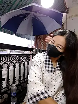 lyna bl online show from November 28, 2025, 11:16 pm