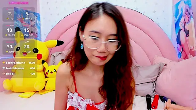 Nao  Chan  online show from February 28, 2025, 7:37 am