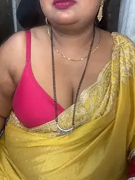 Snapshot of Oh-Monika chatting on November 9, 2025, 5:39 pm Oh-Monika online show from November 9, 2025, 5:39 pm