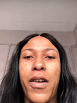 Snapshot of Kylie_Hairy_Bbc chatting on November 8, 2025, 1:03 pm Kylie Hairy Bbc online show from November 8, 2025, 1:03 pm