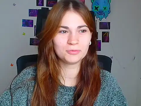 Snapshot of Loon_Amore chatting on December 16, 2025, 7:01 am Loon Amore online show from December 16, 2025, 7:01 am