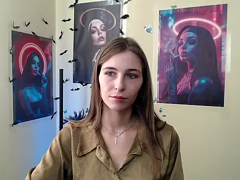 Snapshot of StrangerGi chatting on September 27, 2025, 6:19 am StrangerGi online show from September 27, 2025, 6:19 am