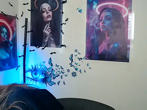 Snapshot of StrangerGi chatting on October 14, 2025, 12:28 pm StrangerGi online show from October 14, 2025, 12:28 pm