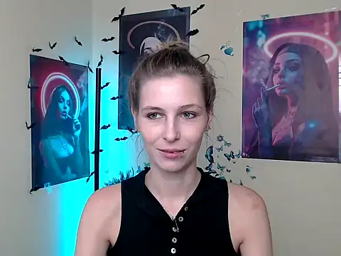 Snapshot of StrangerGi chatting on September 20, 2025, 12:10 pm StrangerGi online show from September 20, 2025, 12:10 pm