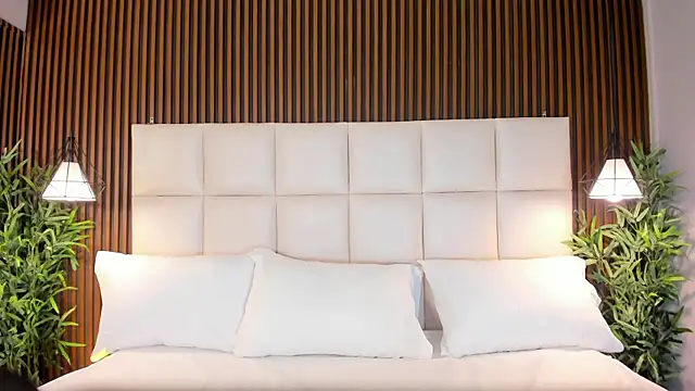 CailynBrowm online show from December 21, 2025, 3:41 am