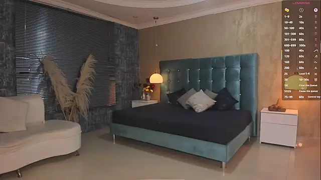 Snapshot of MelanieRioss chatting on February 25, 2026, 1:33 pm MelanieRioss online show from February 25, 2026, 1:33 pm