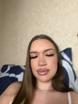 Snapshot of bunnyrich chatting on February 22, 2026, 9:49 pm bunnyrich online show from February 22, 2026, 9:49 pm