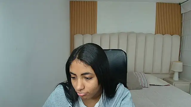 shaneelle online show from March 16, 2026, 3:03 am