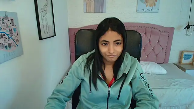 shaneelle online show from December 21, 2025, 3:08 am