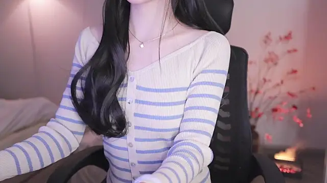 Snapshot of sinnn chatting on February 8, 2026, 4:15 pm sinnn online show from February 8, 2026, 4:15 pm