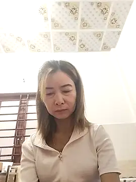 Sexy-ladyboobs20 online show from November 16, 2025, 1:10 am