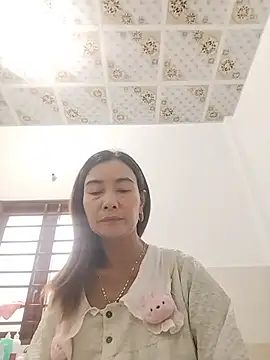 Sexy-ladyboobs20 online show from May 24, 2026, 5:07 am