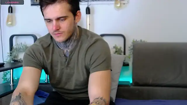 Snapshot of CarterCole chatting on March 8, 2025, 11:37 am CarterCole online show from March 8, 2025, 11:37 am