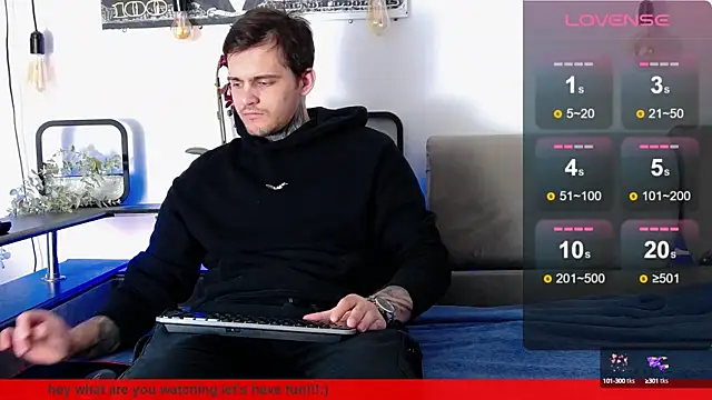 Snapshot of CarterCole chatting on March 2, 2025, 7:43 am CarterCole online show from March 2, 2025, 7:43 am