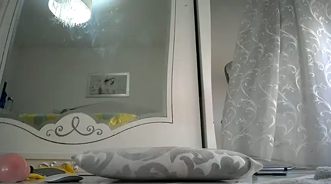 Porcellinahotxx online show from December 11, 2024, 7:53 am