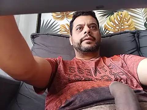 Snapshot of HornyBeachBoyBR chatting on November 8, 2025, 1:58 pm HornyBeachBoyBR online show from November 8, 2025, 1:58 pm