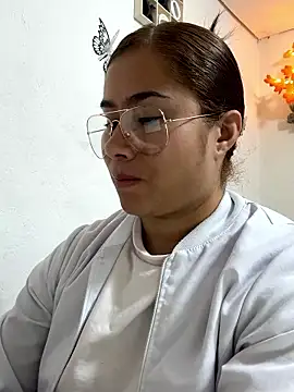 Snapshot of Sweet__Nurse1 chatting on January 13, 2026, 1:48 pm Sweet Nurse1 online show from January 13, 2026, 1:48 pm