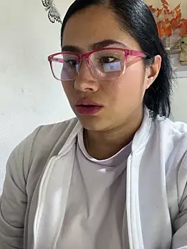 Snapshot of Sweet__Nurse1 chatting on May 25, 2026, 11:25 pm Sweet Nurse1 online show from May 25, 2026, 11:25 pm