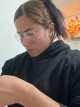 Snapshot of Sweet__Nurse1 chatting on February 24, 2026, 12:39 pm Sweet Nurse1 online show from February 24, 2026, 12:39 pm